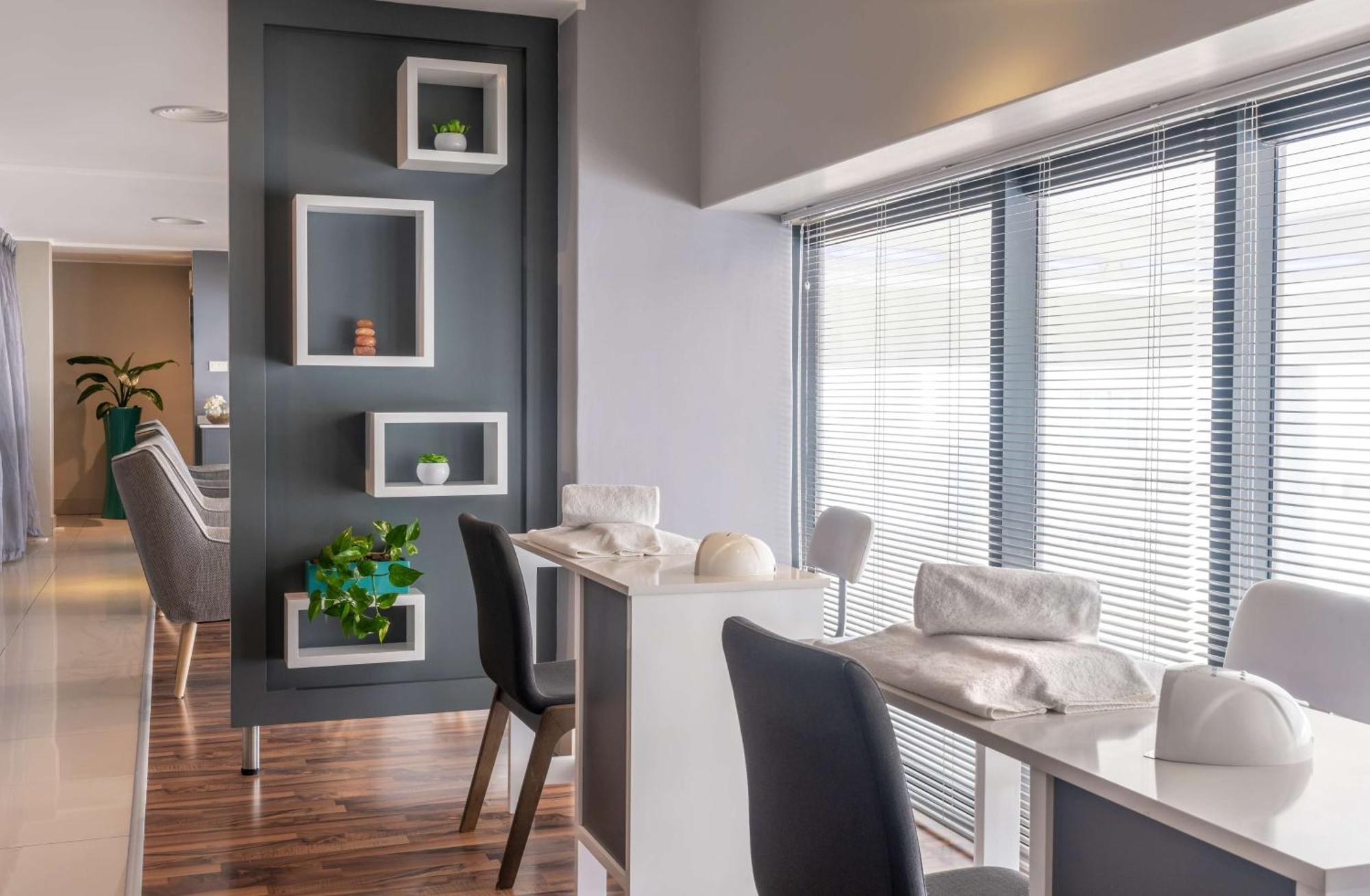 Radisson Blu Hotel, Порт Елизабет Екстериор снимка Dental practice in Germany