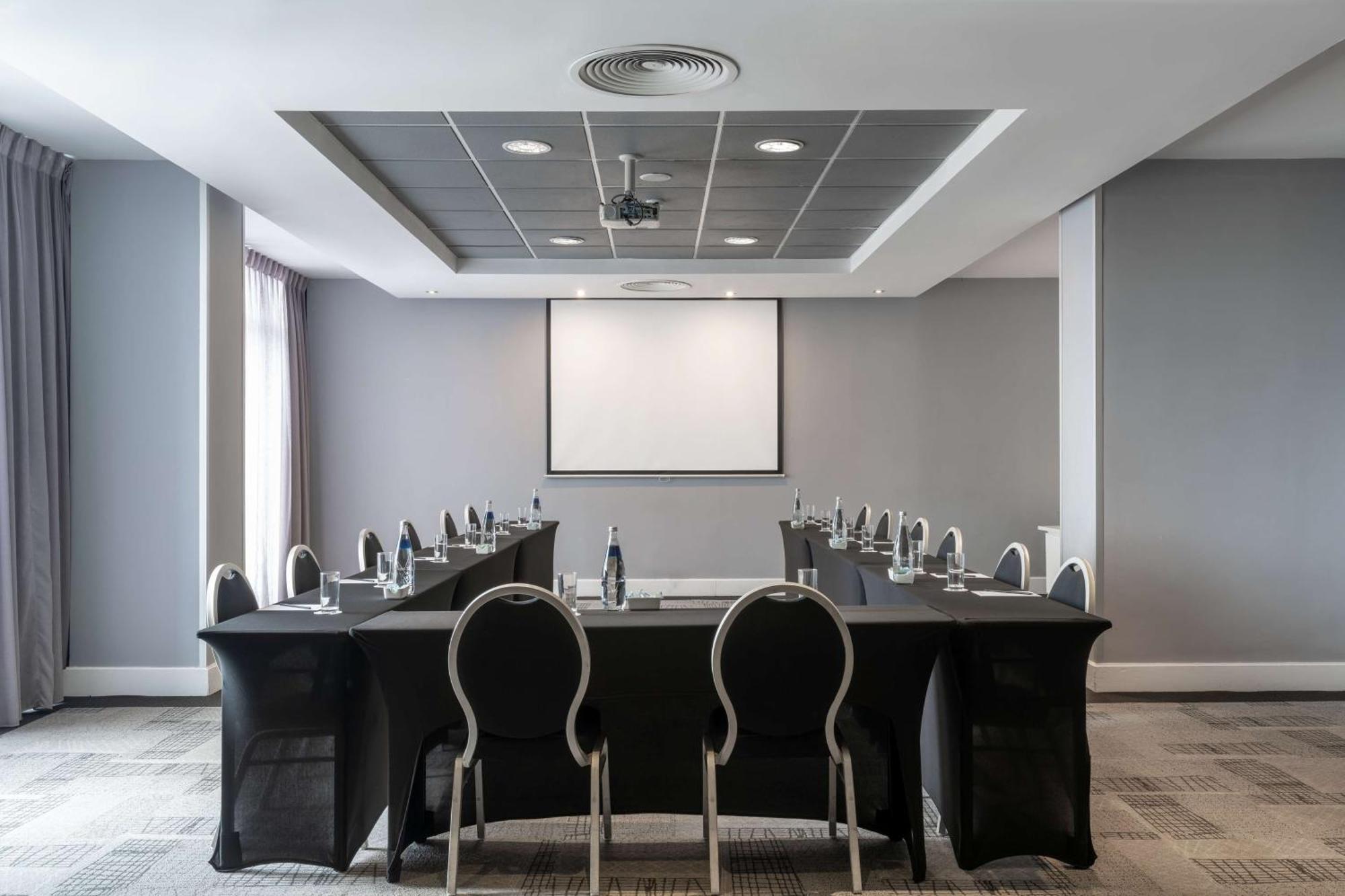 Radisson Blu Hotel, Порт Елизабет Екстериор снимка Meeting room