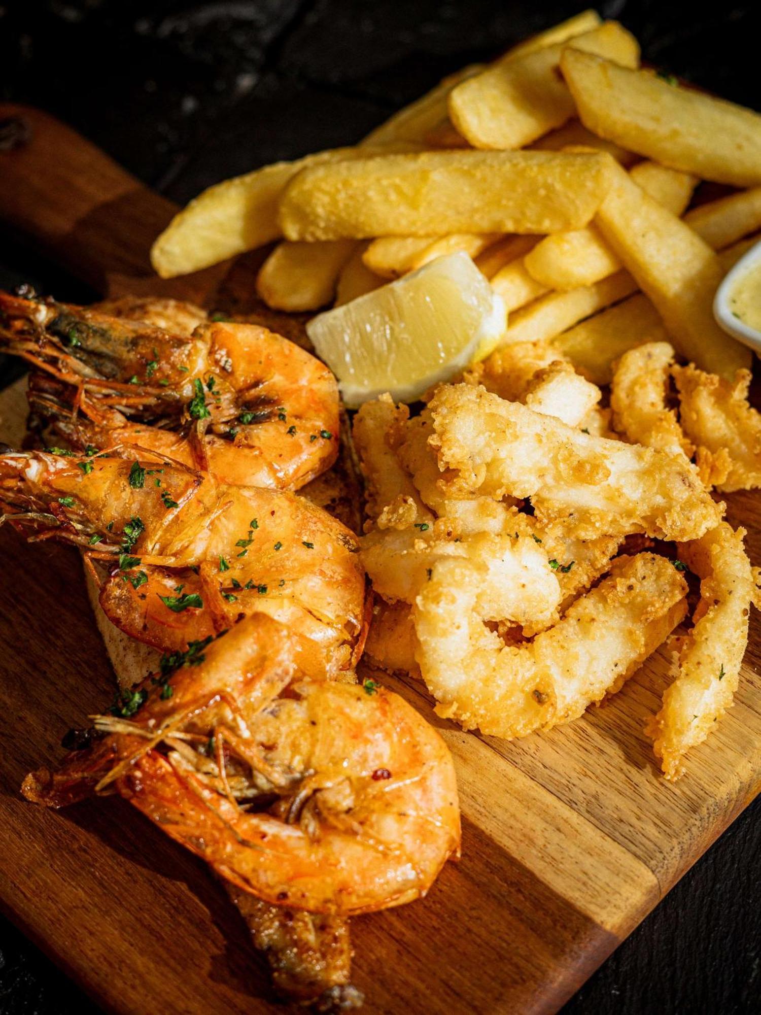 Radisson Blu Hotel, Порт Елизабет Екстериор снимка Seafood platter